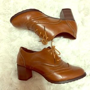 Oxford platform shoe